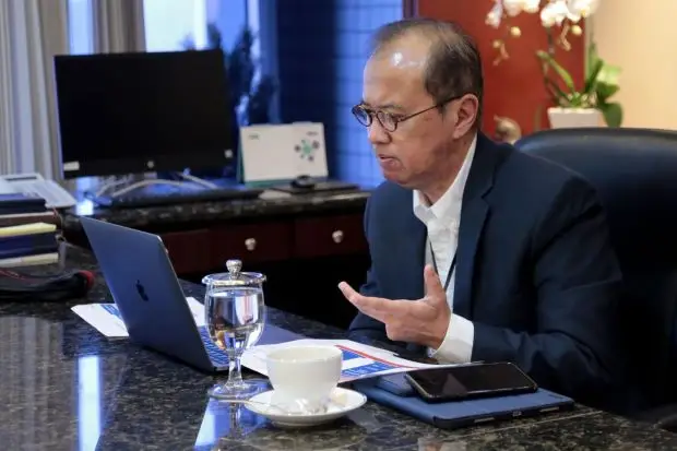 Digitalisasi Semakin...