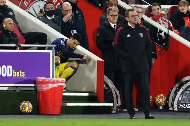 Ronaldo Marah-marah,...