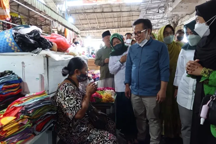 1,1 Juta Dosis Kedaluwarsa,...