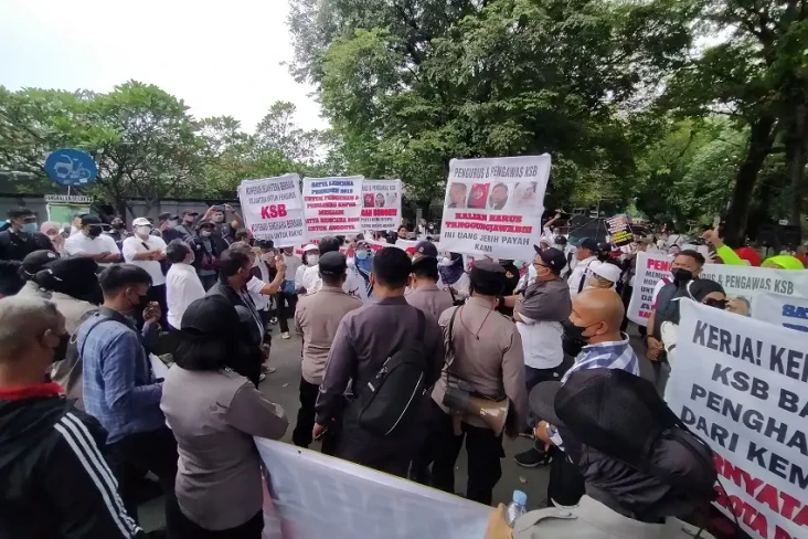Dirugikan Rp8,6 Triliun,...