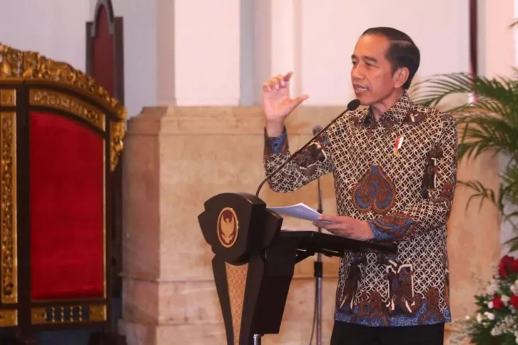 Jokowi ke OJK: Awasi...