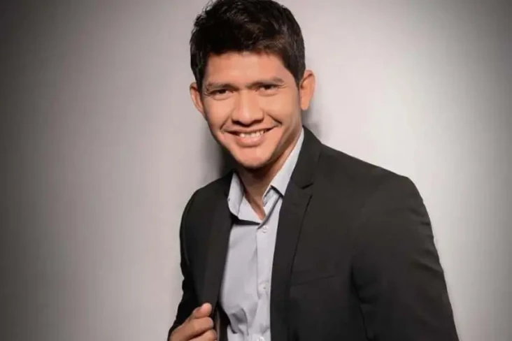 Iko Uwais Jalani 4 Profesi...