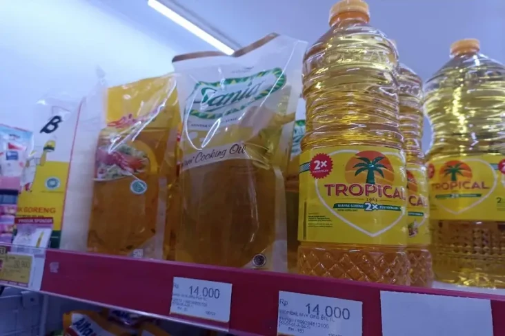 Ada Ritel Jual Minyak...