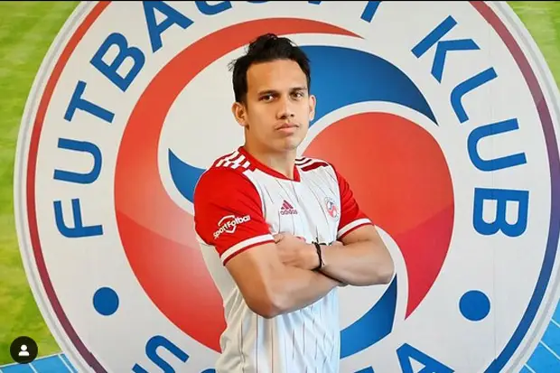 Egy Maulana Vikri Blak-blakan...