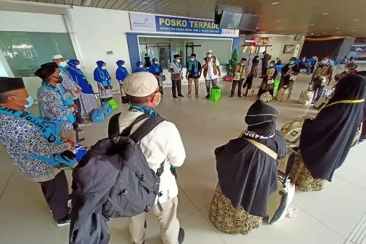 407 Jamaah Umrah Berangkat...