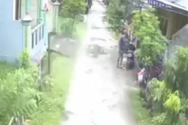 Hanya Setengah Jam,...
