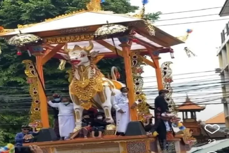 Bade Tumpang Setinggi...
