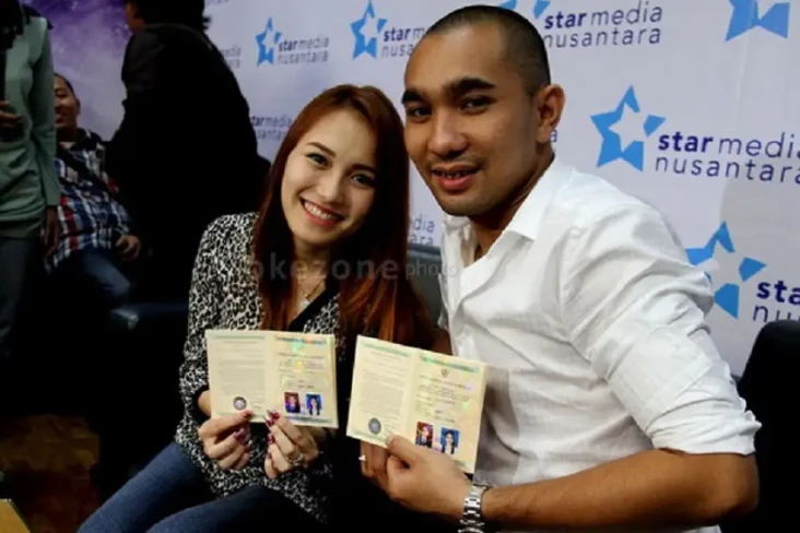 4 Artis Indonesia yang...