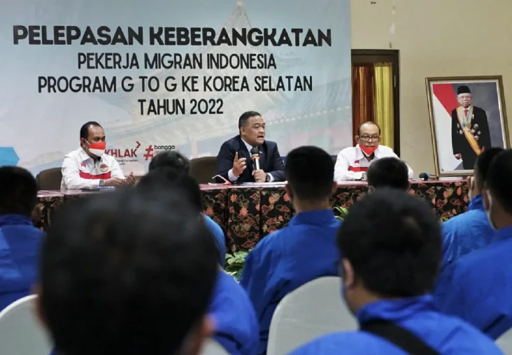 Jerih Payah BP2MI Menjaga...