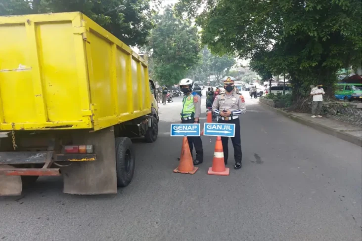 2 Jam Ganjil Genap di...