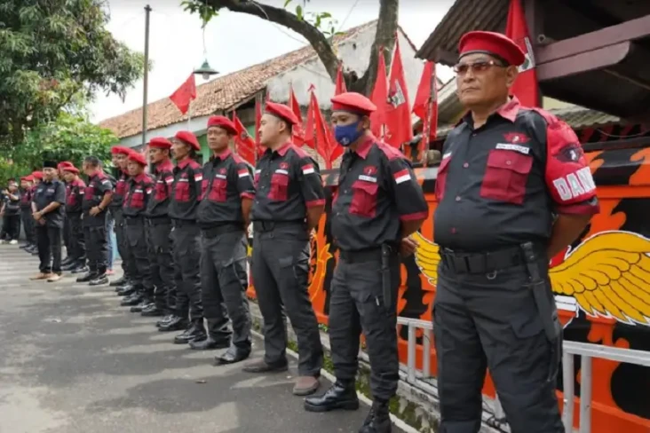Terdaftar di Kemenkumham,...