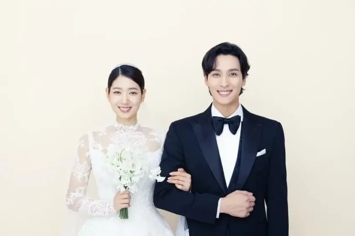 Park Shin Hye dan Choi...