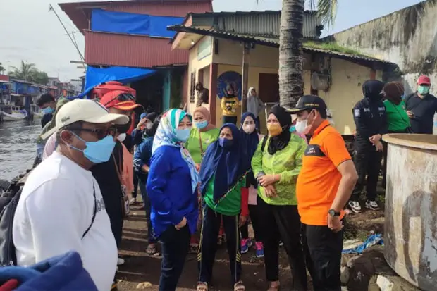 Kadis PU Makassar Dampingi...