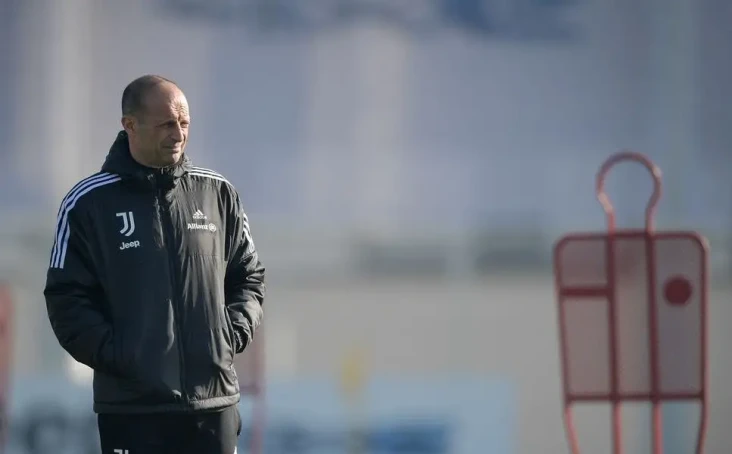 Jelang AC Milan vs Juventus,...