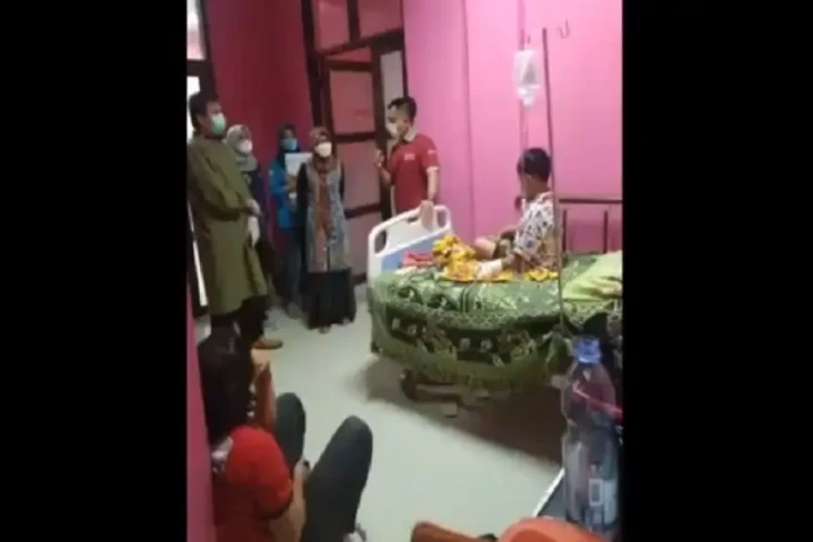 83 Orang Keracunan Makanan...