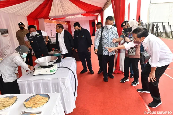 Jokowi Soroti Impor...