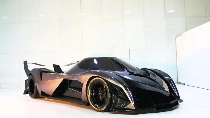 Mobil Hypersport Gaib...