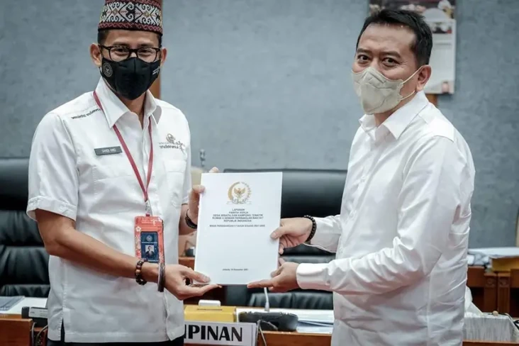 Menparekraf Proyeksikan...