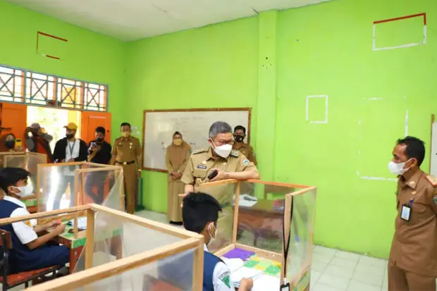 Pantau PTM, Taufan Pawe...