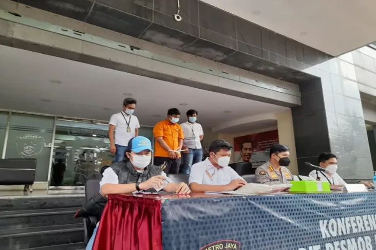 Pembunuhan di Bekasi...