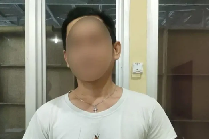 Syahwat Terlarang Paman...