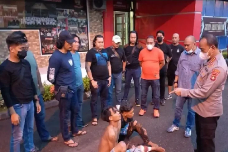 Dor! Pelor Panas Lumpuhkan...