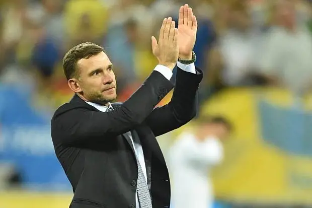 Baru Dipecat Genoa,...