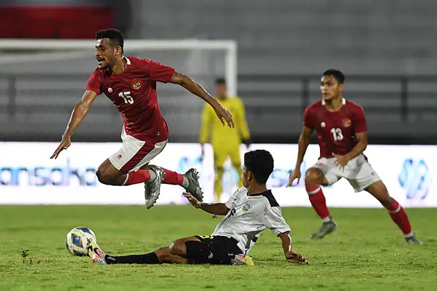 Timnas Indonesia Bantai...