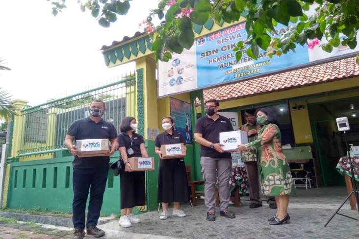 Dukung Prokes saat PTM,...