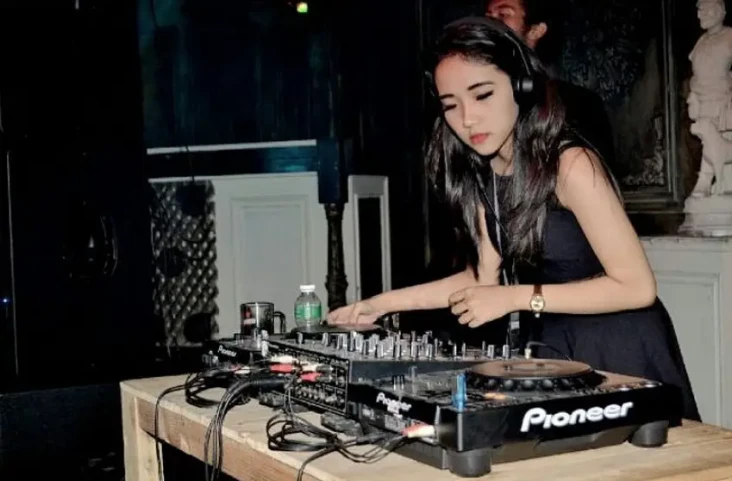 DJ Indah Cleo Dikabarkan...