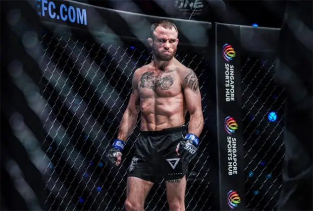 ONE Championship: Stefer...