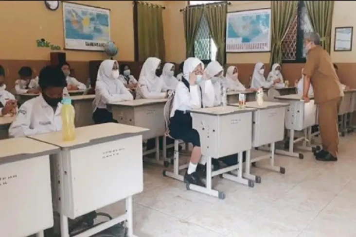 Di Tengah Ancaman Omicron,...