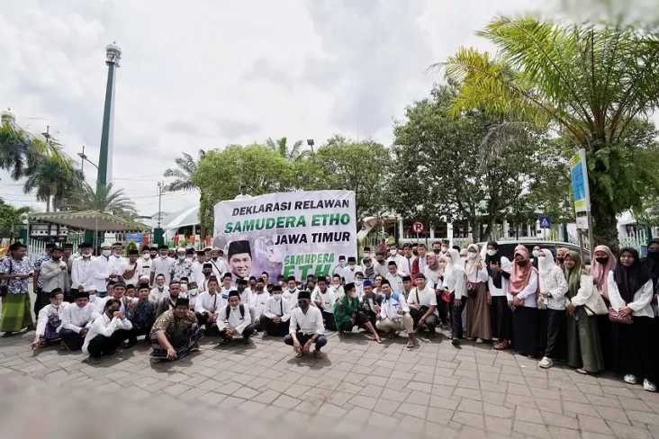 Santri Muda Jawa Timur...