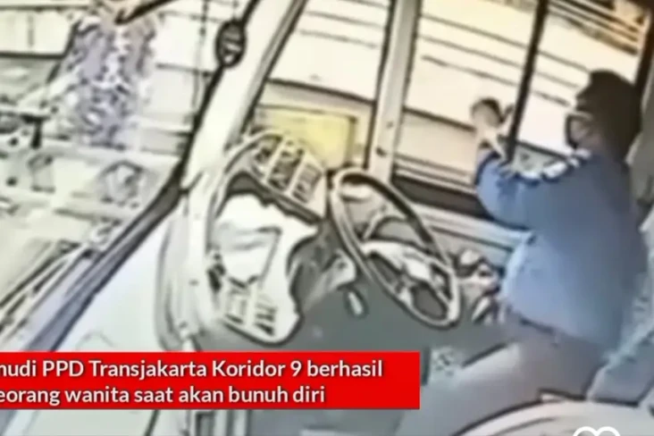 Viral Pramudi Transjakarta...
