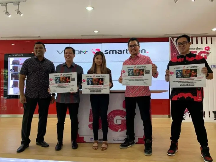 Vision+ dan Smartfren...