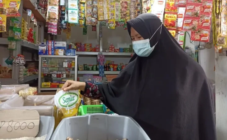 Menanti Minyak Goreng...