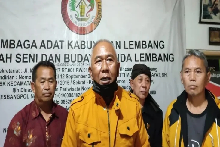 Lembaga Adat Kabuyutan...