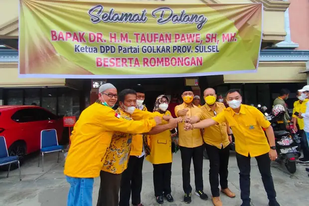 Taufan Pawe Safari Politik...