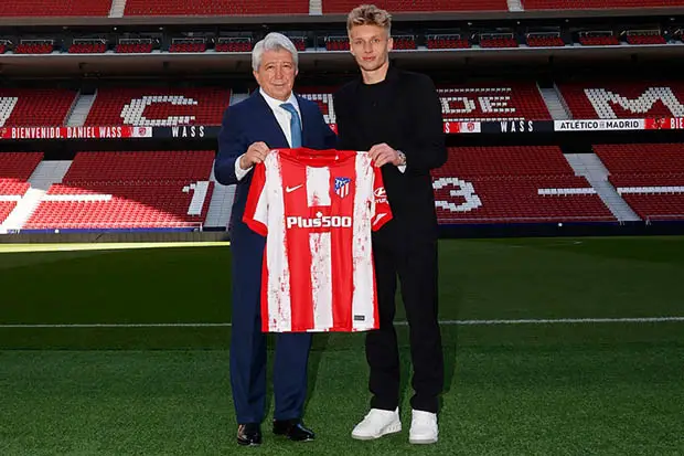 Resmi Bergabung, Daniel...