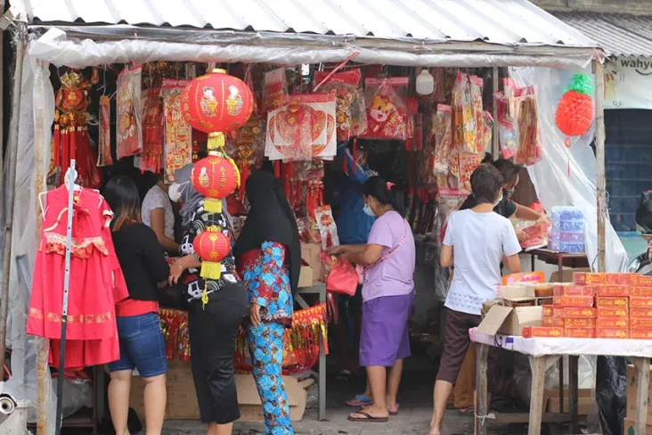 Berkah Imlek 2022, Pedagang...