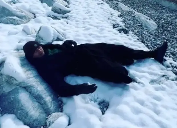 Tyson Fury Dikecam Mundur,...