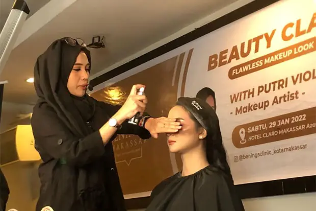 Beauty Class Bening’s...