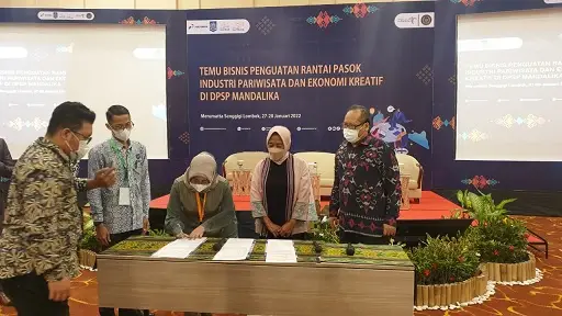 Buahkan Transaksi Rp1.74...