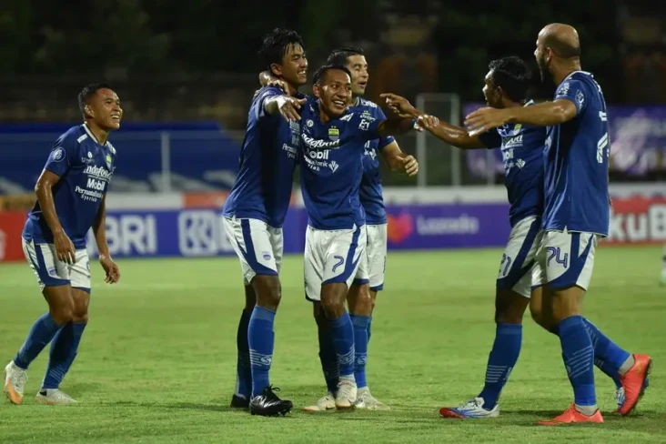 Cetak Gol Kemenangan...