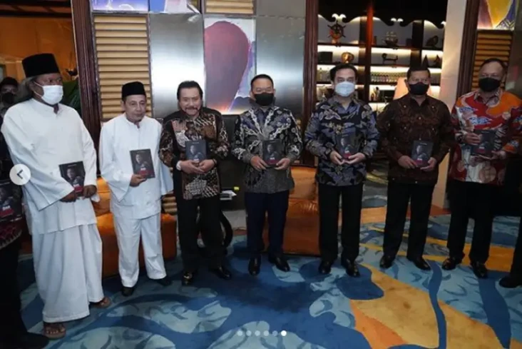 Kutip Hendropriyono,...