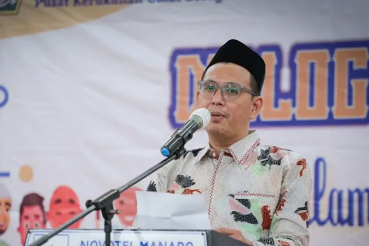 Ambil Alih Masjid Ahmadiyah...
