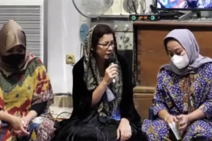 Nurul Arifin Gelar Tahlilan...