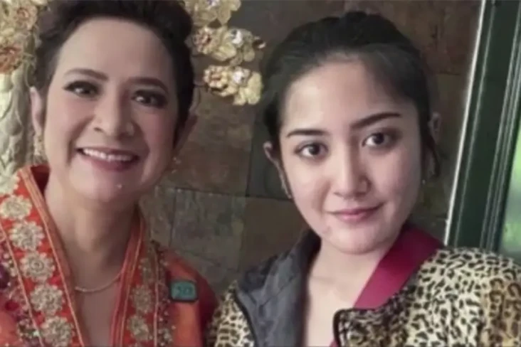 Nurul Arifin Kirim Doa...