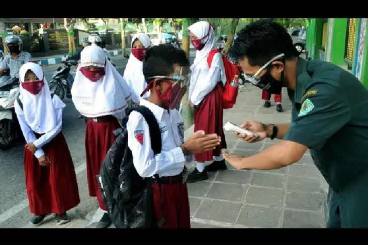 18 Sekolah di Depok...
