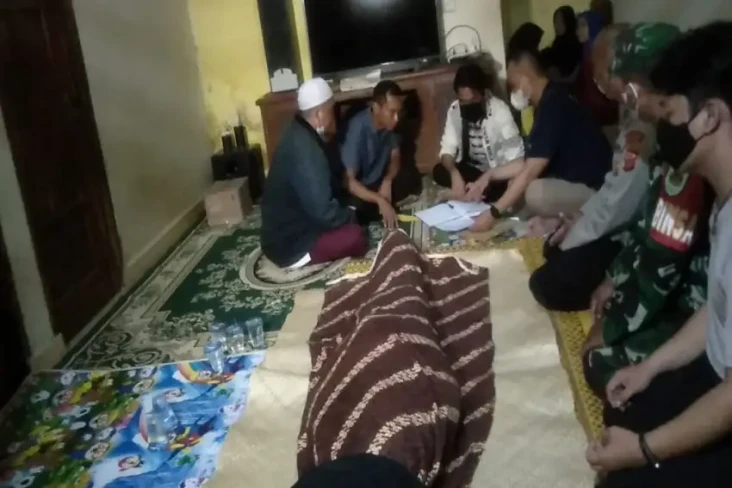 Pesta Miras 9 Remaja...